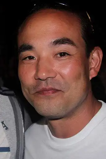 Warren Takeuchi