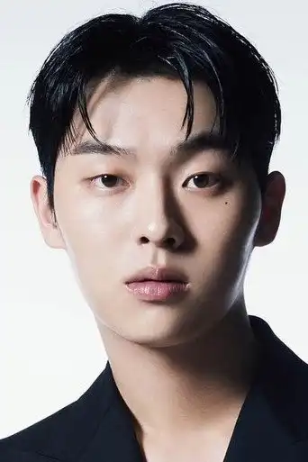 최현욱