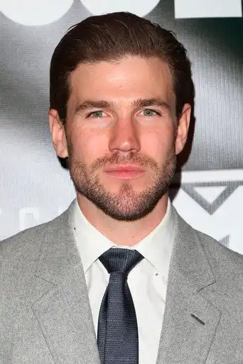 Austin Stowell