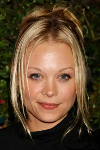 Alexandra Holden