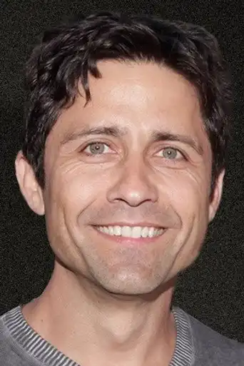 Byron Thames